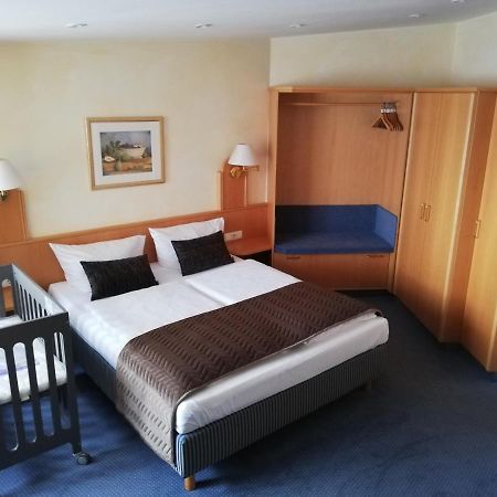 Russmann Hotel & Living Goldbach  Eksteriør billede